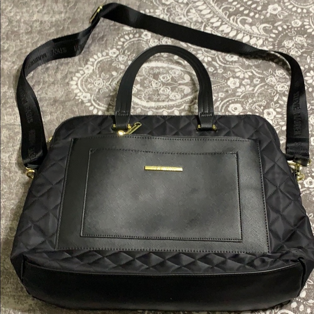 Steve Madden 6 pocket laptop case
